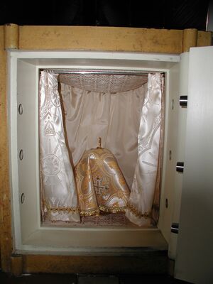 Tabernakel binnen.jpg