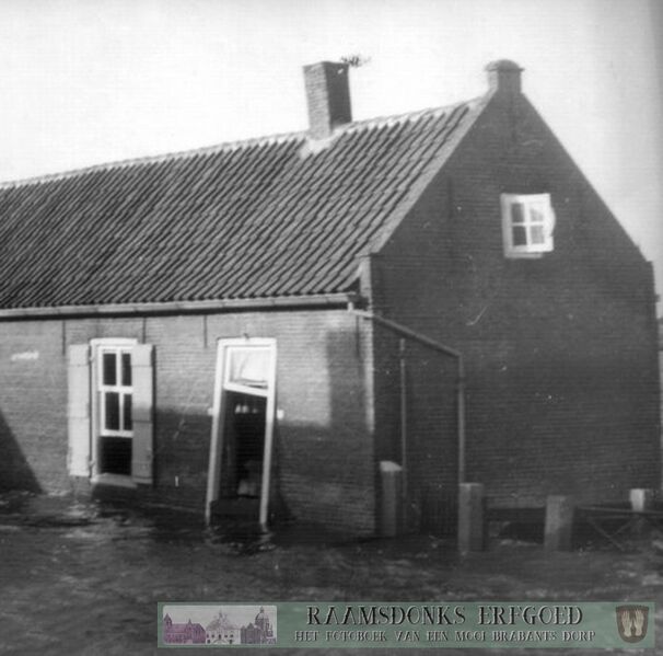 Bestand:Sandoel-4-01.jpg
