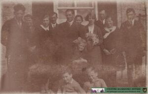 Trouwfoto 12 mei 1932 te Raamsdonk - Giel van Strien & Martina Roomer