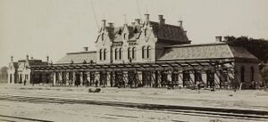Station Lage-Zwaluwe 1885.jpg